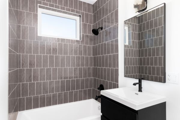 Shower Window Repair in Homestead